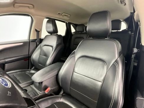 Used 2020 Ford Escape SEL image 6