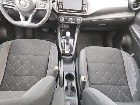 Used 2020 Nissan Kicks S FWD image 29