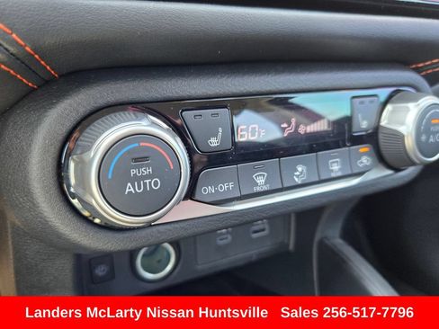 Used 2025 Nissan Versa SR w/ Trunk Package FWD image 22