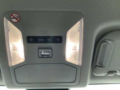 Used 2022 Toyota RAV4 XLE image 53