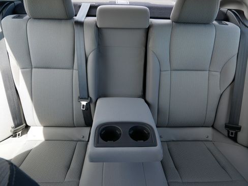 Used 2025 Subaru Legacy Premium image 13