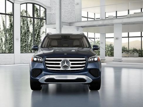 New 2026 Mercedes-Benz GLS 450 4MATIC image 7