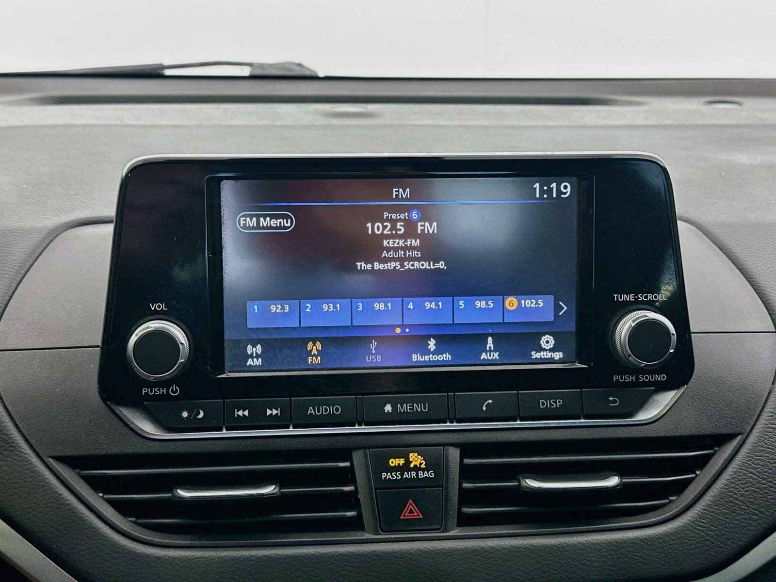 Used 2023 Nissan Altima 2.5 S FWD image 14