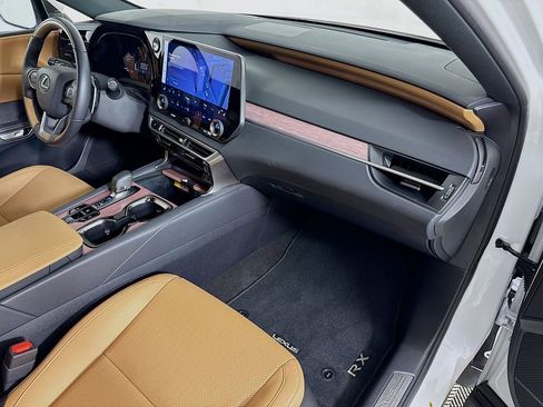 Used 2025 Lexus RX 350 Premium w/ Accessory Package (Z1) image 31