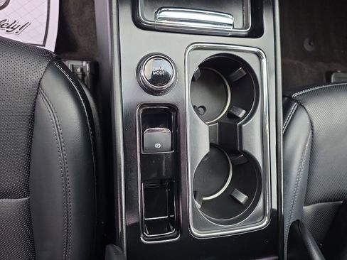 Used 2022 Lincoln Corsair AWD w/ Equipment Group 101A image 28