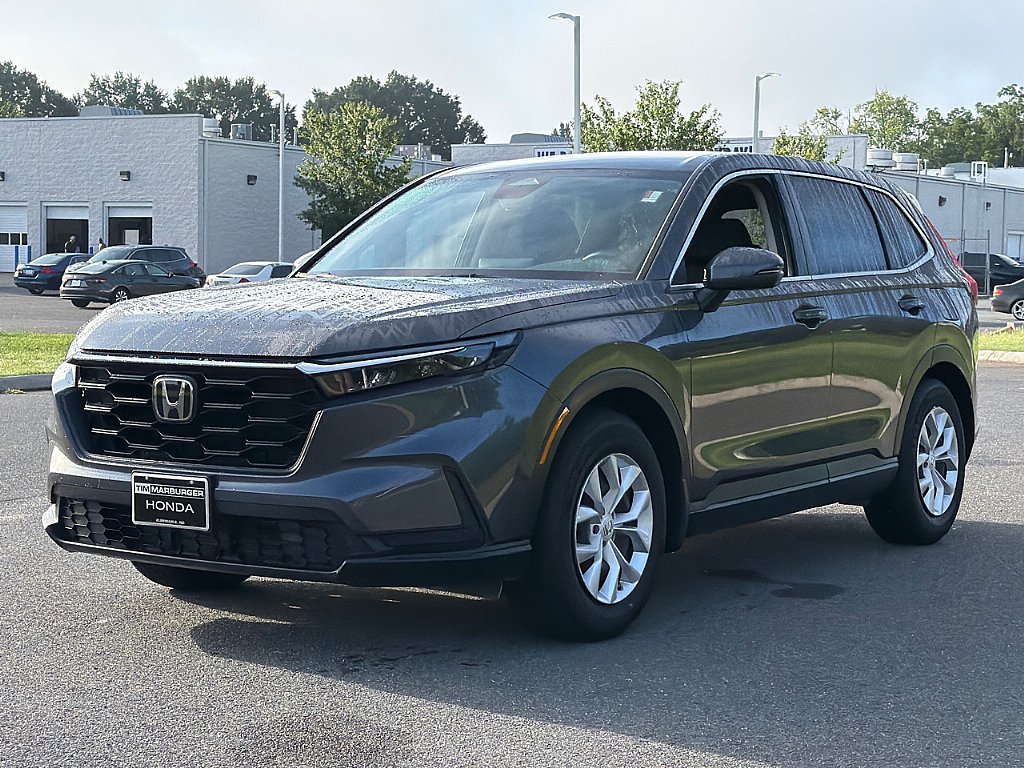 Used 2025 Honda CR-V LX image 8