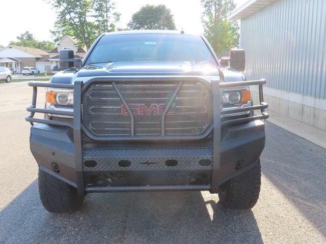 Used 2017 GMC Sierra 2500 SLE w/ Suspension Package, Off-Road AWD/4WD image 11