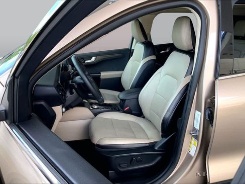 Used 2020 Ford Escape Titanium AWD/4WD image 8