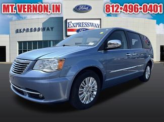 Used 2011 Chrysler Town & Country Touring-L w/ Driver Convenience Group FWD video 1