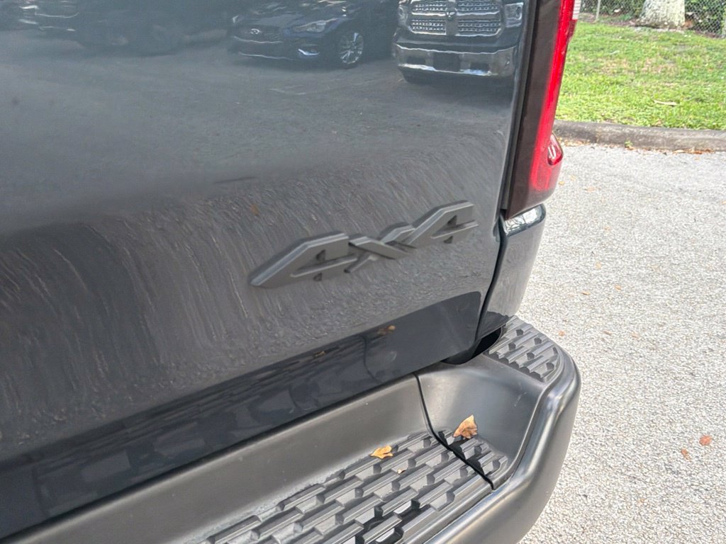 Used 2025 RAM 1500 Warlock AWD/4WD image 22