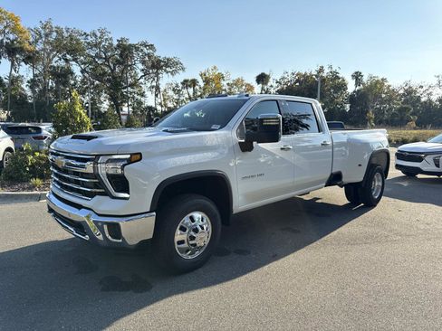 New 2026 Chevrolet Silverado 3500 LTZ image 7