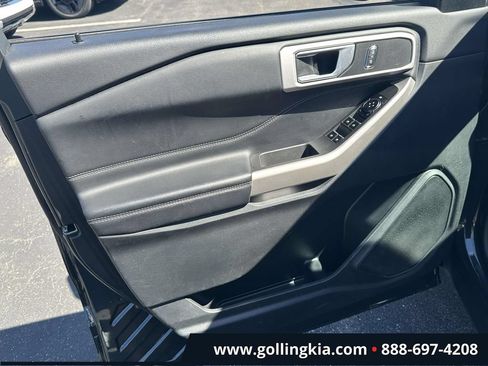 Used 2022 Ford Explorer XLT w/ Equipment Group 202A AWD/4WD image 15