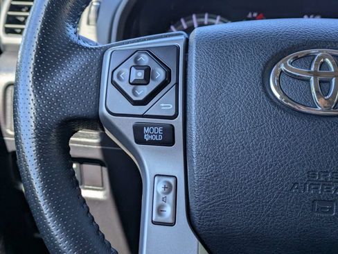 Used 2017 Toyota 4Runner Limited RWD image 26