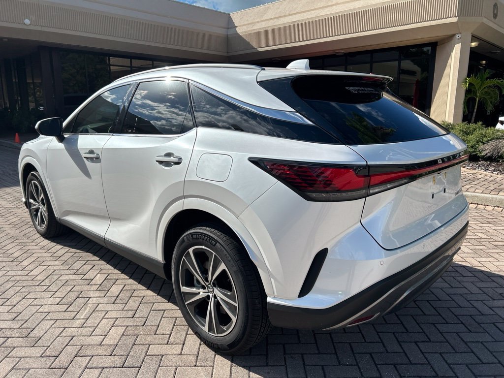Used 2026 Lexus RX 350 FWD image 5