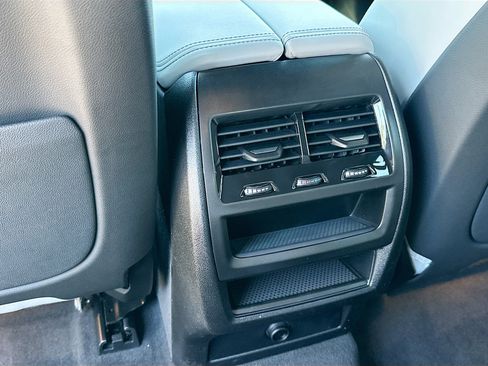 New 2026 BMW X6 xDrive40i w/ Executive Package image 19