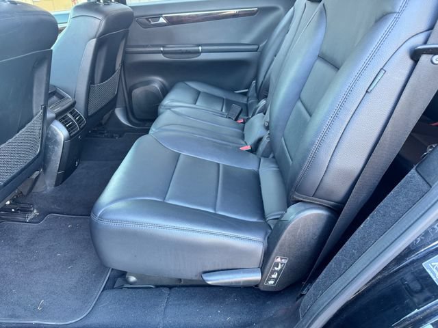 Used 2012 Mercedes-Benz R 350 BlueTEC 4MATIC image 17