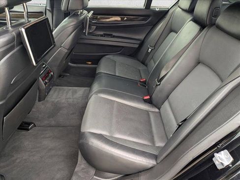 Used 2014 BMW ALPINA B7 image 23