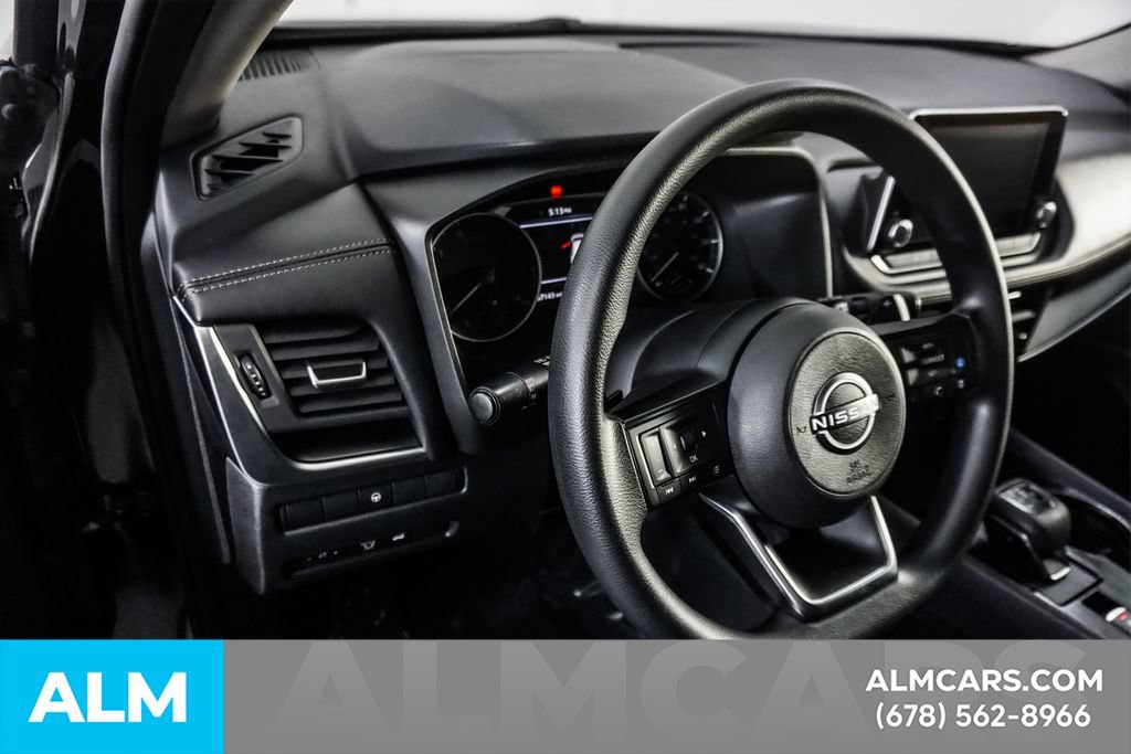 Used 2024 Nissan Rogue SV FWD image 33