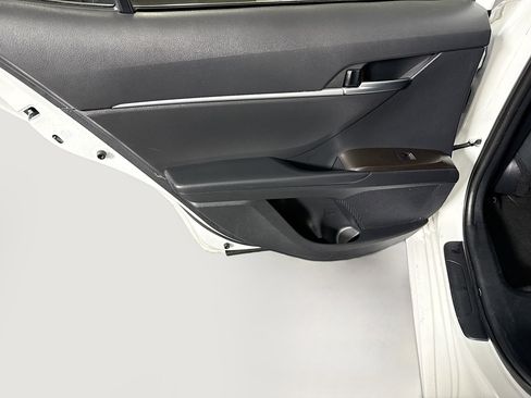Used 2023 Toyota Camry LE FWD image 25