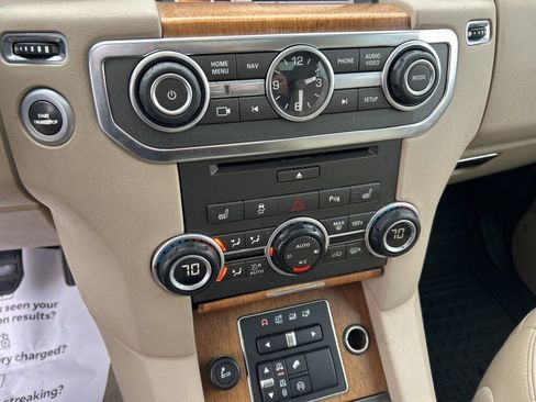 Used 2016 Land Rover LR4 HSE image 12