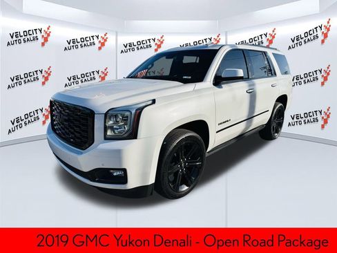 Used 2019 GMC Yukon Denali w/ Denali Ultimate Package image 7
