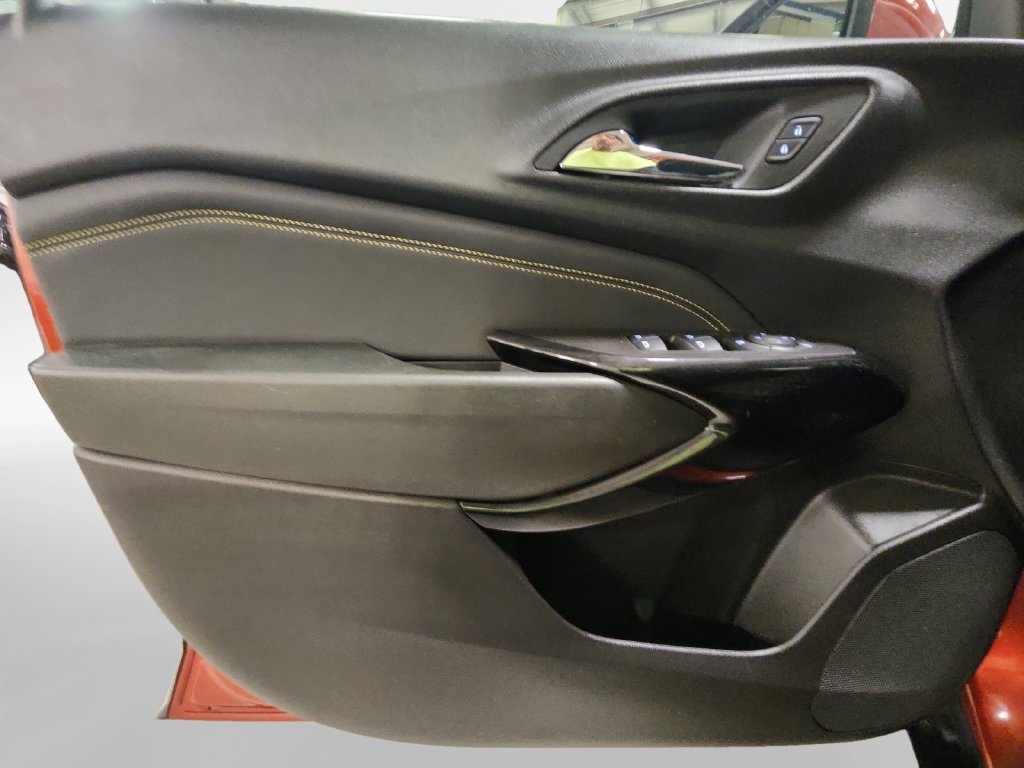 Used 2024 Chevrolet Trax LT w/ Driver Confidence Package FWD image 16