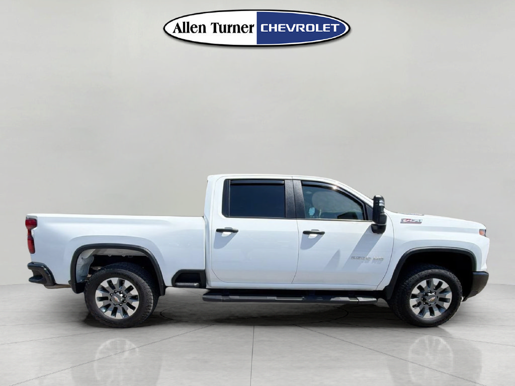 Used 2025 Chevrolet Silverado 2500 Custom w/ Custom Convenience Package AWD/4WD image 3