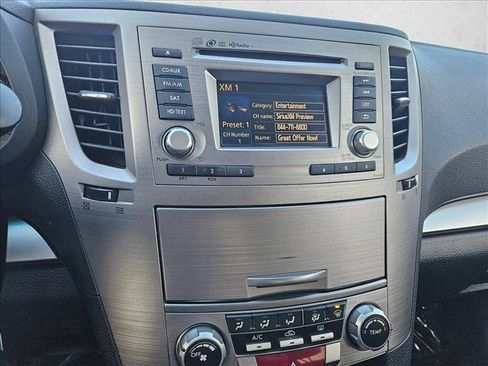 Used 2014 Subaru Outback 2.5i Premium image 13