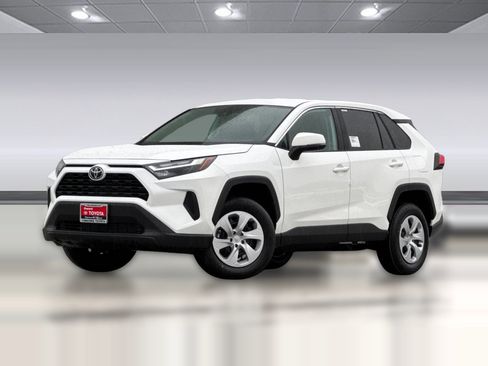 New 2025 Toyota RAV4 LE image 22