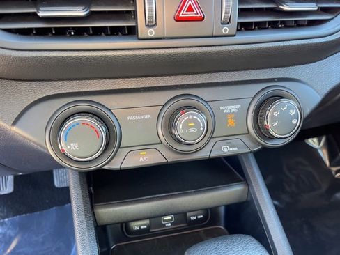 Used 2023 Kia Forte LXS image 25