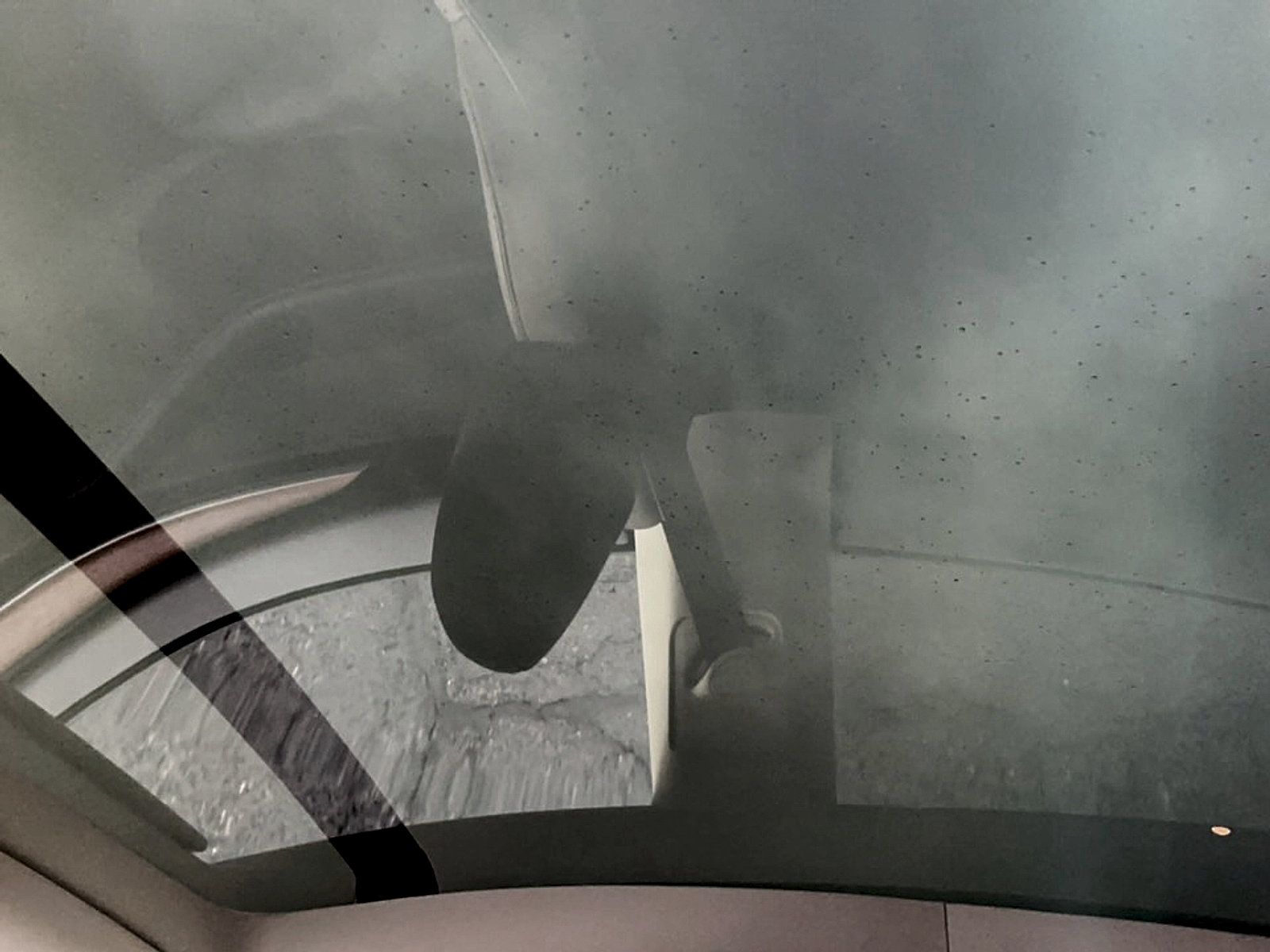 Used 2023 Tesla Model Y 2WD image 16