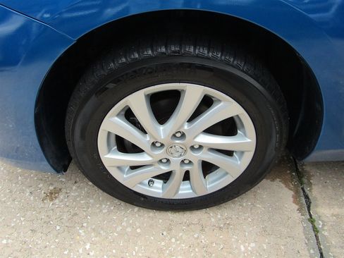 Used 2012 MAZDA MAZDA3 i Touring FWD image 13