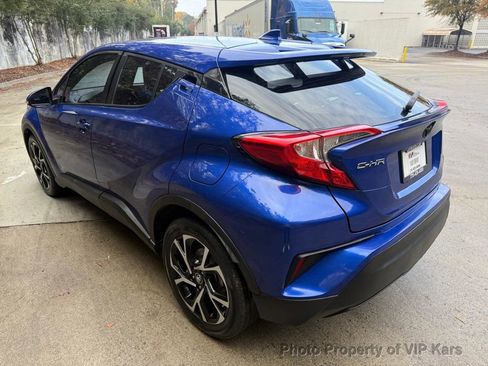Used 2018 Toyota C-HR XLE image 4