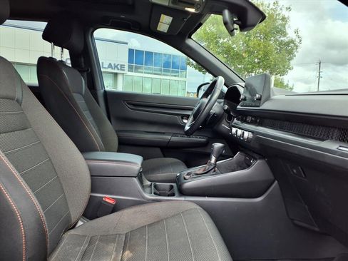 Used 2023 Honda CR-V Sport image 6