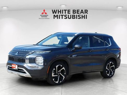 Used 2024 Mitsubishi Outlander SEL AWD/4WD image 2