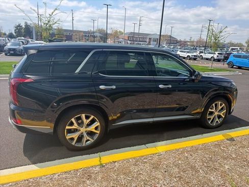 Used 2021 Hyundai Palisade Limited image 11