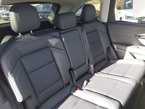 New 2026 Lincoln Nautilus Reserve image 28