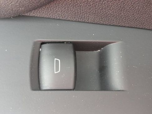Used 2026 Chevrolet Traverse LT FWD image 26