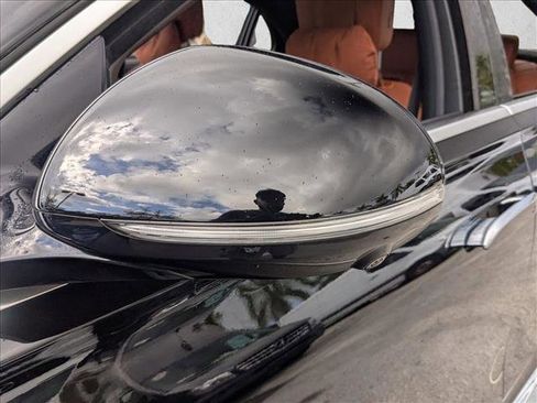 Used 2022 Mercedes-Benz S 580 4MATIC Sedan image 5