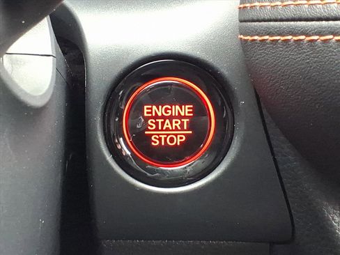 Used 2024 Honda HR-V Sport image 28