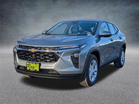 New 2026 Chevrolet Trax LS w/ LS Convenience Package image 8