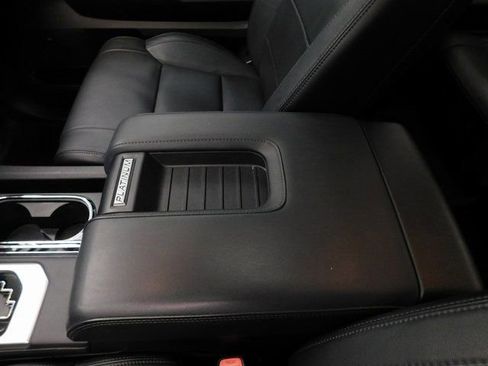 Used 2021 Toyota Tundra Platinum image 32