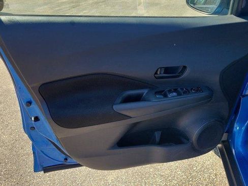 Used 2021 Nissan Kicks S FWD image 14