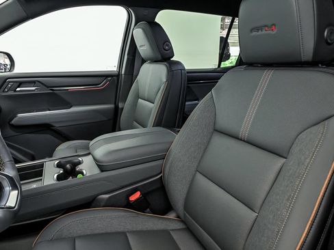 New 2027 GMC Acadia AT4 w/ Luxury Package AWD/4WD image 8
