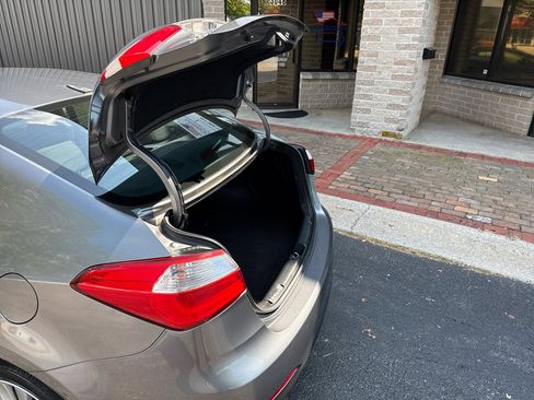 Used 2015 Kia Forte EX image 18