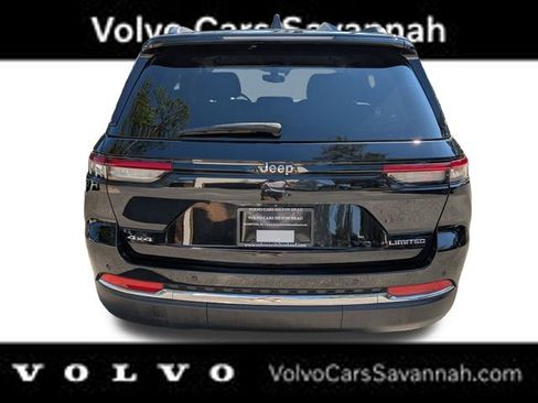 Used 2023 Jeep Grand Cherokee Limited image 6