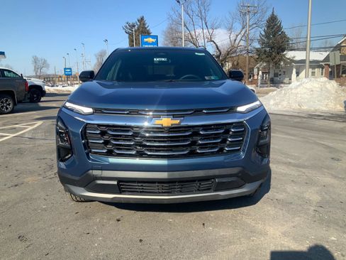 New 2026 Chevrolet Equinox LT w/ Convenience Package II image 2