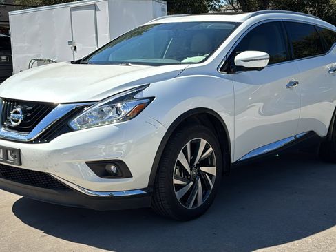 Used 2018 Nissan Murano Platinum image 3