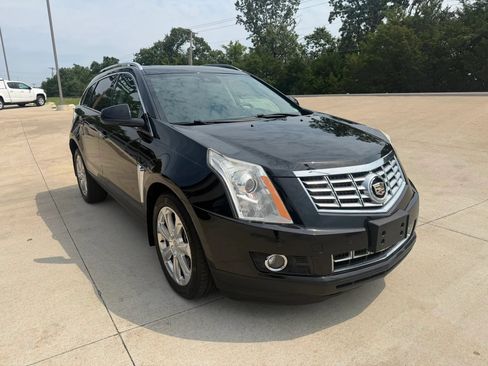 Used 2016 Cadillac SRX Premium FWD image 3