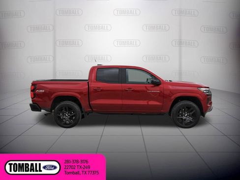 Used 2024 Chevrolet Colorado Z71 w/ Z71 Convenience Package 2 image 8